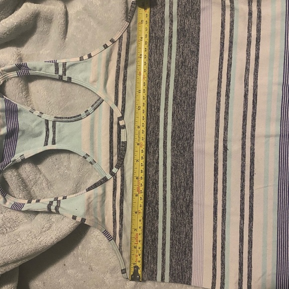 Lululemon tank tops both for $20 - Picture 13 of 16